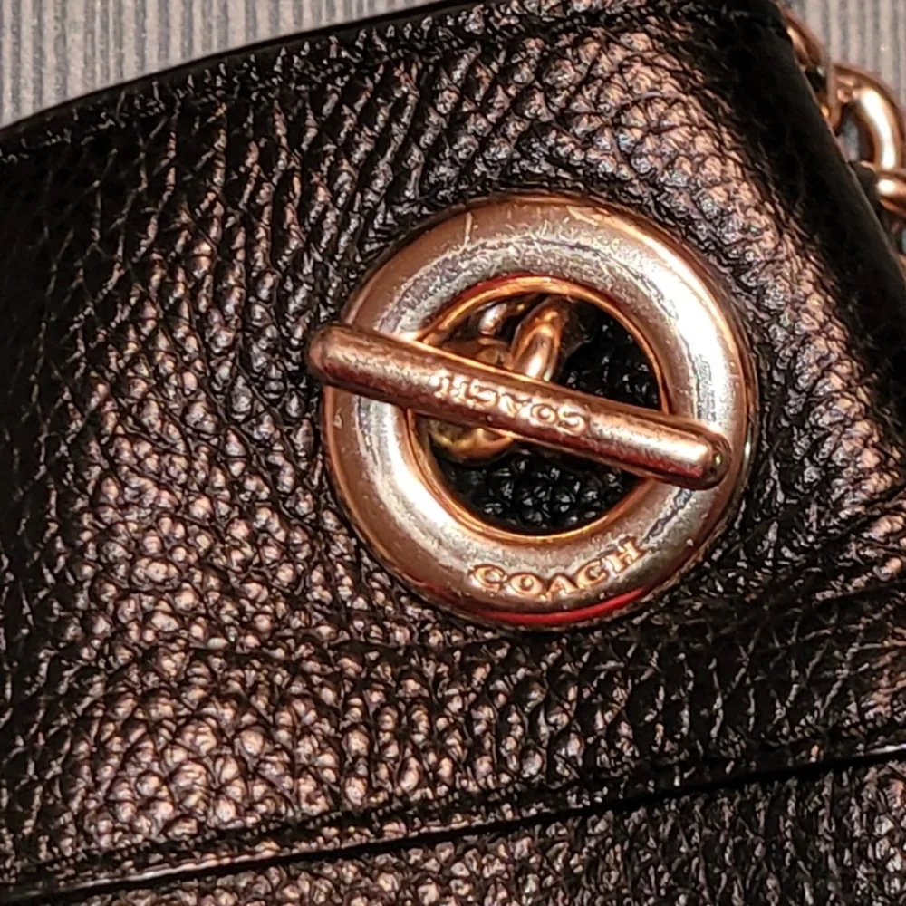 Coach EUC - Picture 4 of 8